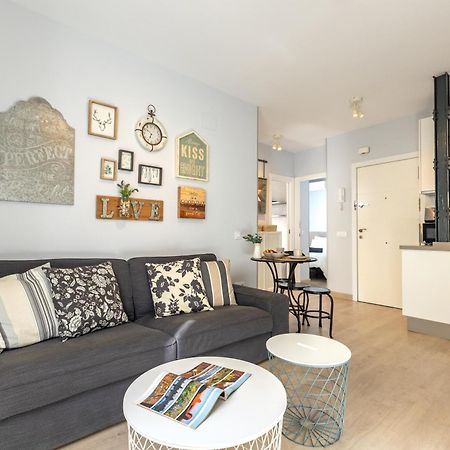 Charming 2 Bedroom Apartment At Iconic Triana Neighborhood By Ocityzen Seville Exterior photo