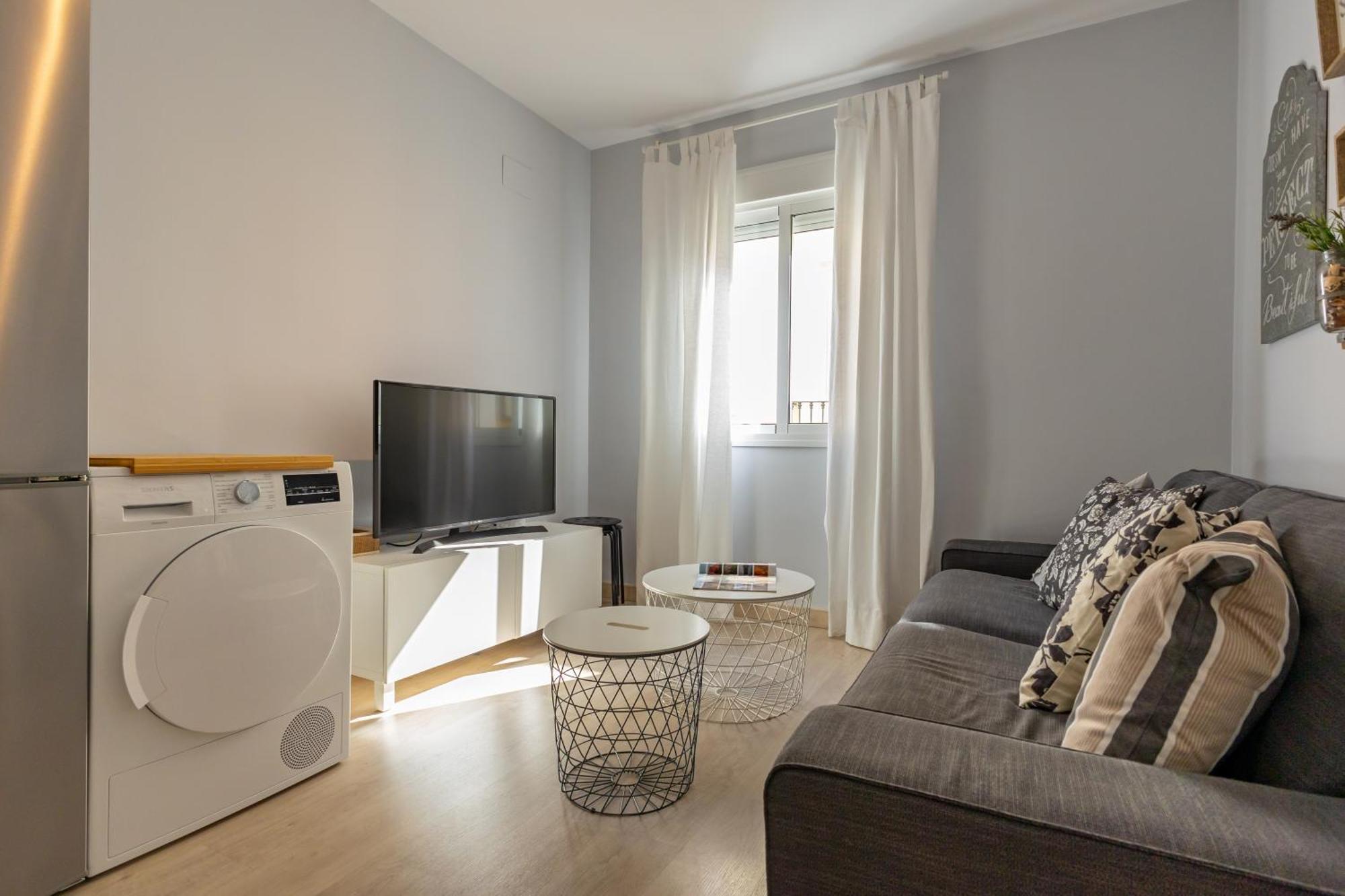 Charming 2 Bedroom Apartment At Iconic Triana Neighborhood By Ocityzen Seville Exterior photo