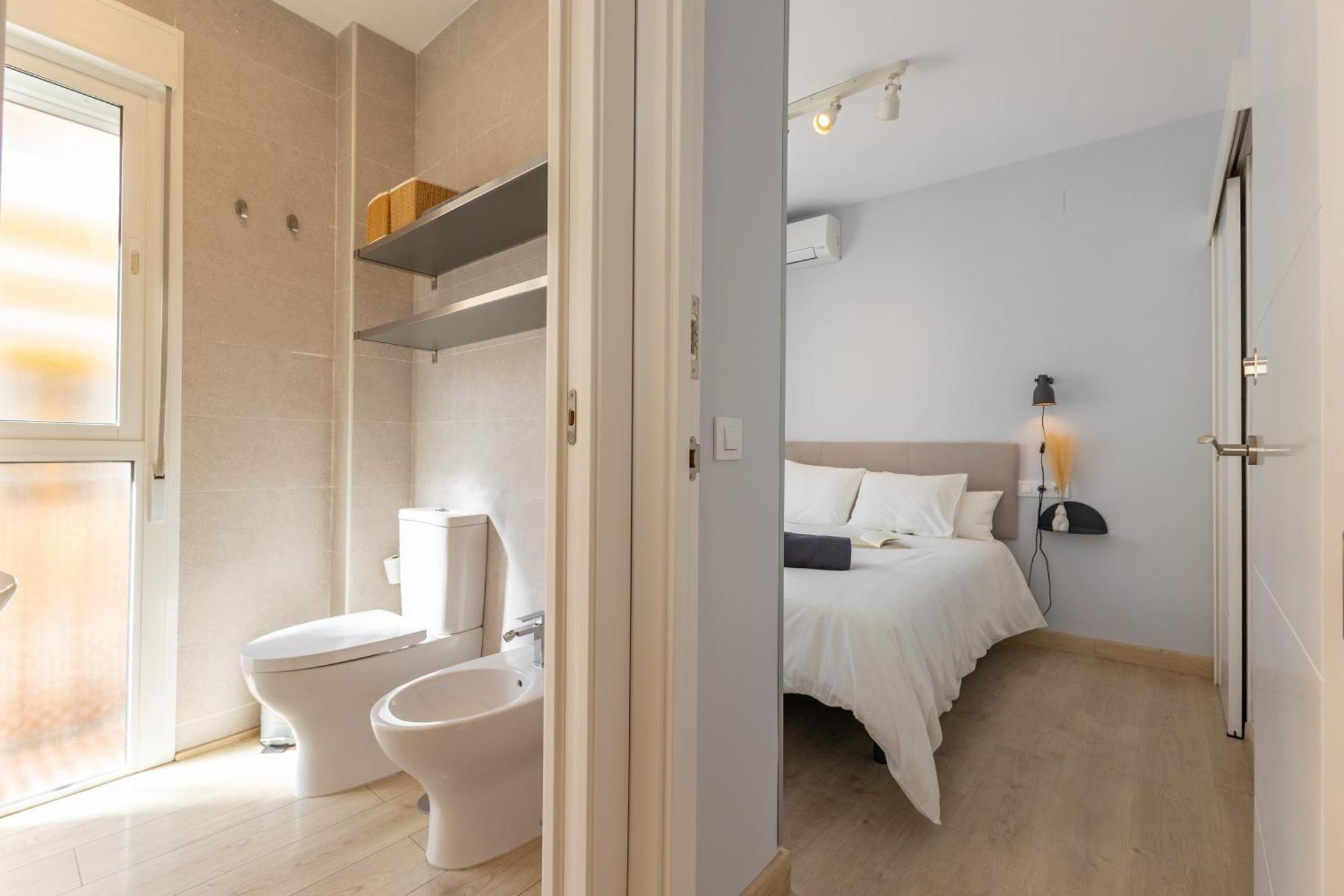 Charming 2 Bedroom Apartment At Iconic Triana Neighborhood By Ocityzen Seville Exterior photo